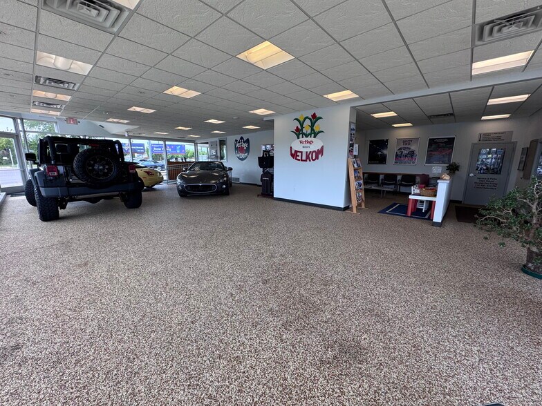 More Photos Of 343 E 8th St, Holland Showroom For Sale