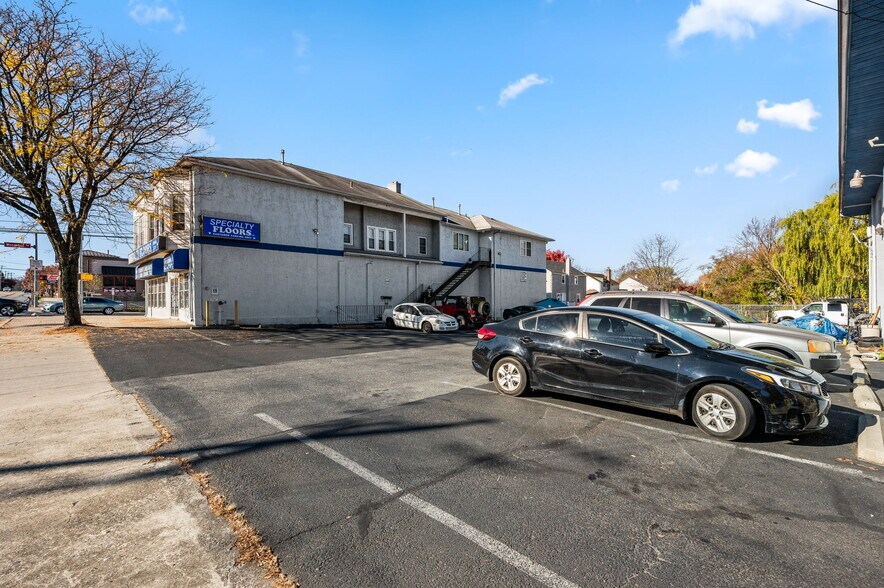 More Photos Of 1336 Easton Rd, Abington Storefront Retail Residential For Sale