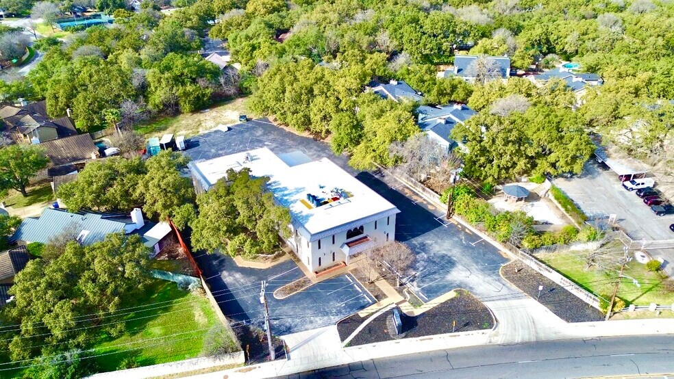 More Photos Of 975 W Bitters Rd, San Antonio Office For Sale