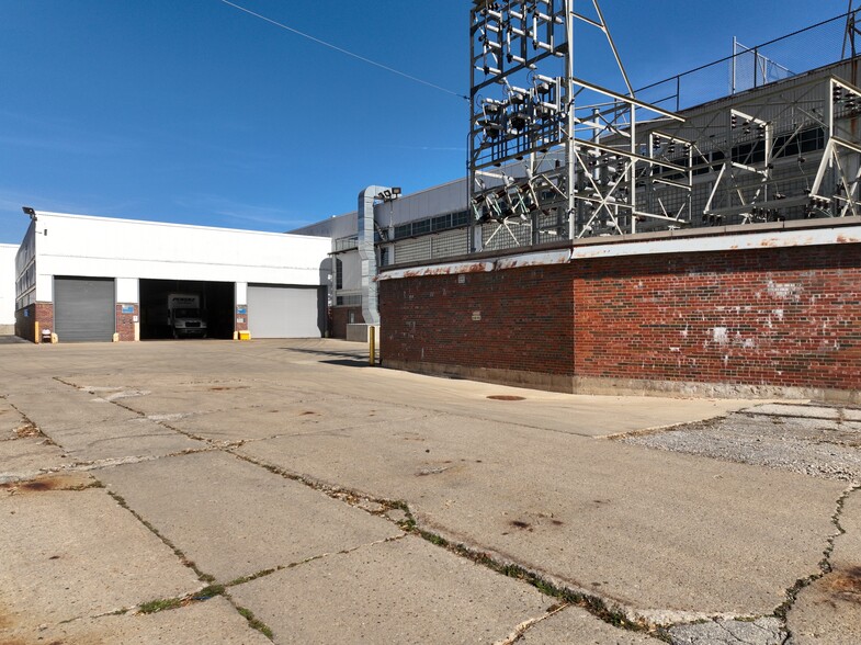 More Photos Of 4265 N 30th St, Milwaukee Industrial For Sale