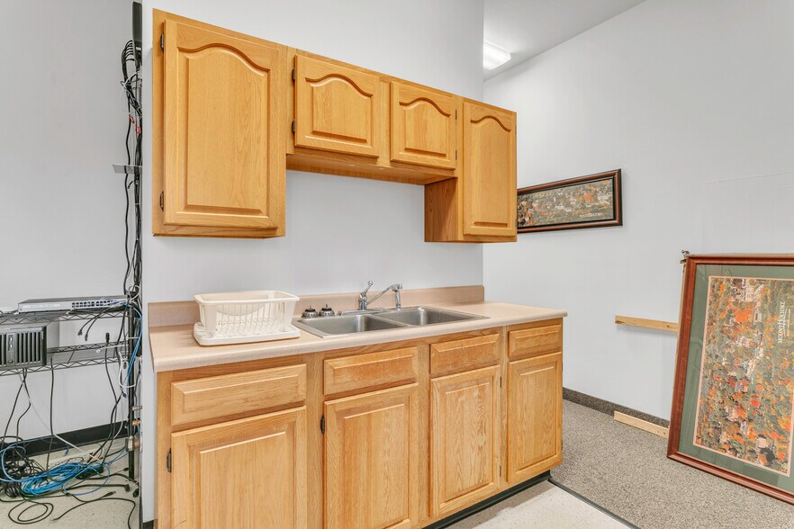 More Photos Of 23 College St, South Hadley Storefront Retail Office For Lease