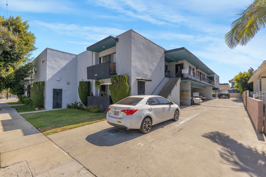 More Photos Of 1596 W 24th St, Los Angeles Apartments For Sale
