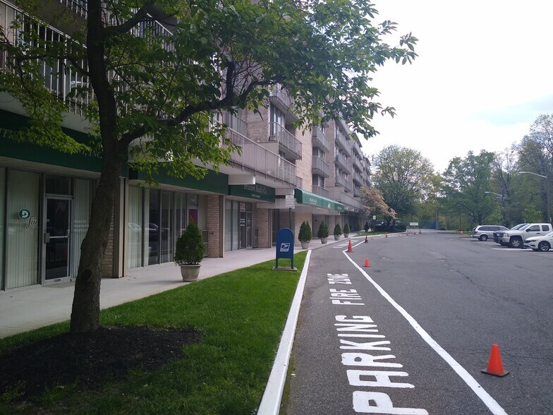 More Photos Of 401 Cooper Landing Rd, Cherry Hill Apartments For Lease