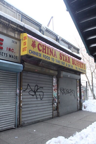 More Photos Of 2030 Jerome Ave, Bronx General Retail For Lease