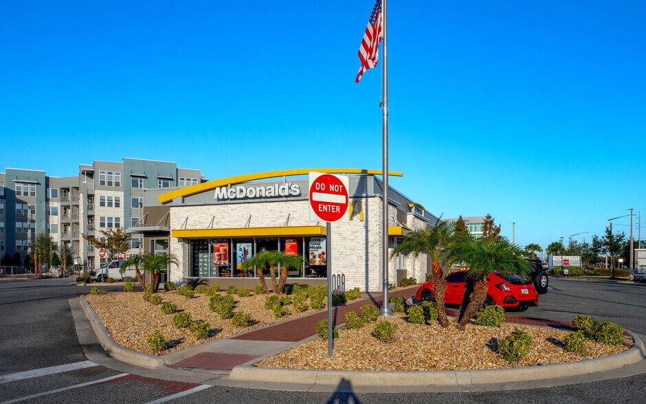 More Photos Of 14902 Narcoossee Rd, Orlando Restaurant For Sale