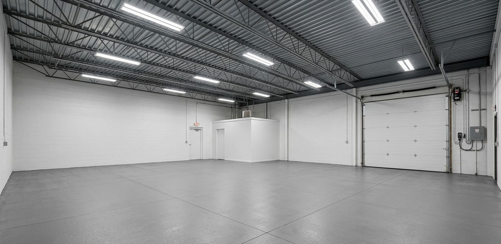 More Photos Of 5742-5797 Park Plaza Ct, Indianapolis Industrial For Lease