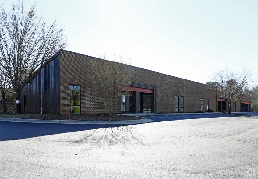 More Photos Of 3305 Durham Dr, Raleigh Flex For Lease