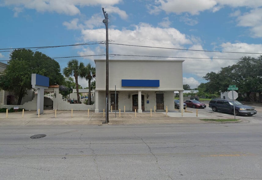 Primary Photo Of , Houston General Retail For Sale