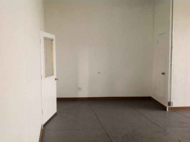 More Photos Of 6375 N Figueroa Blvd, Los Angeles Storefront Retail Residential For Lease
