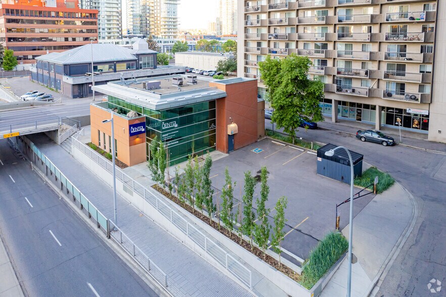 More Photos Of 902 9th Ave SW, Calgary Medical For Sale