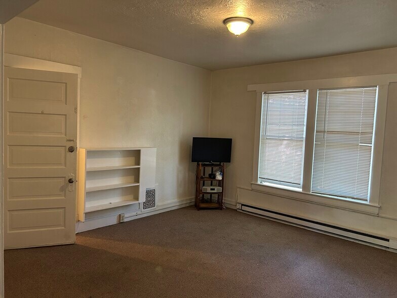 More Photos Of 1427 W 7th Ave, Spokane Apartments For Sale