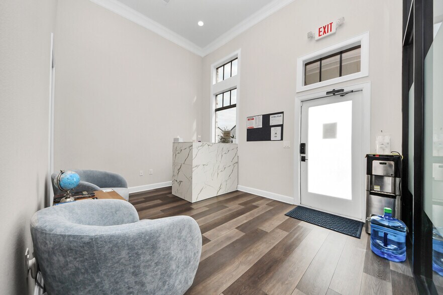 More Photos Of 2035 N Mason Rd, Katy Medical For Lease