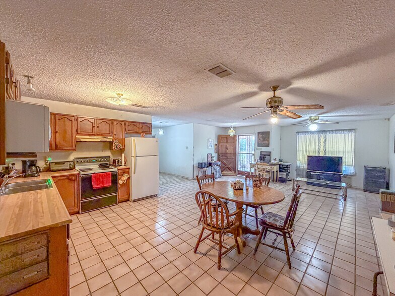More Photos Of 587 Garza Jones Ln, Laredo Land For Sale