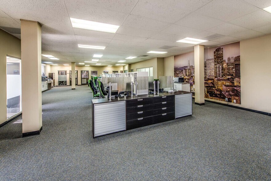More Photos Of 1301 E Orangewood Ave, Anaheim Office For Sale