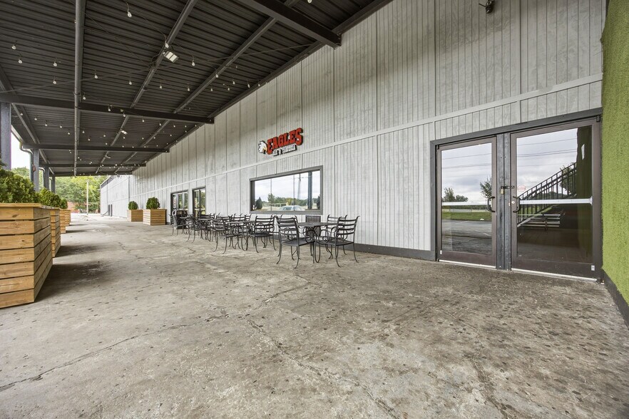 More Photos Of 6616 New Peachtree Rd, Doraville Sports And Entertainment For Sale