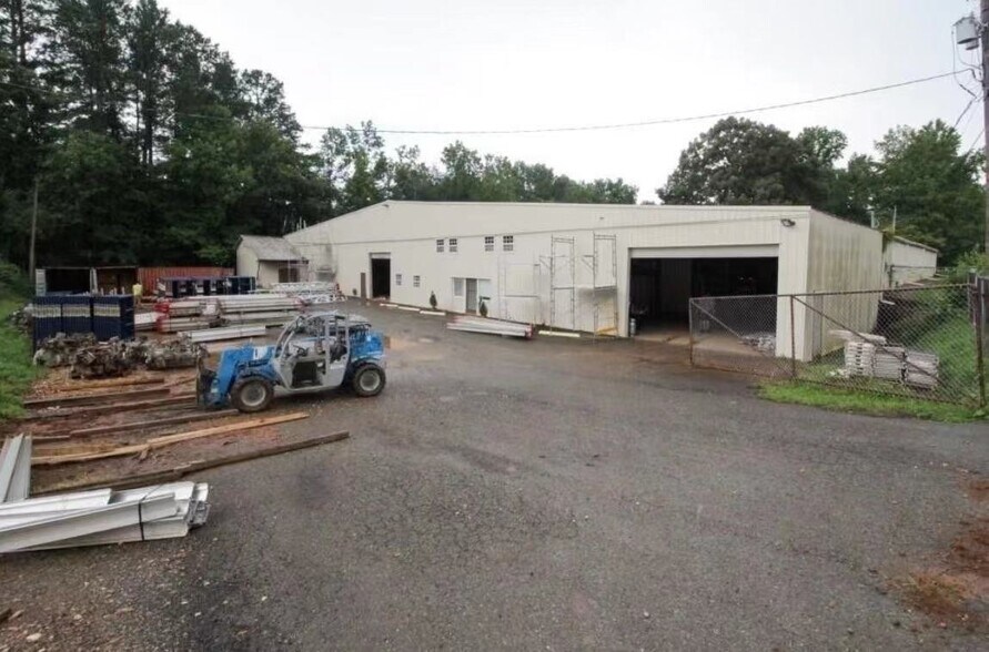 More Photos Of 59 Rogers Ave, Jasper Warehouse For Sale