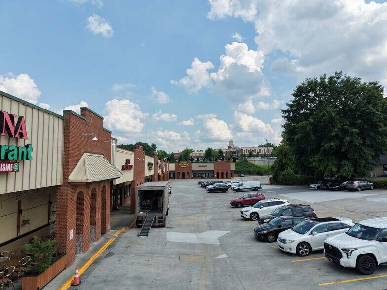 More Photos Of 4800 Lawrenceville Hwy NW, Lilburn Unknown For Lease