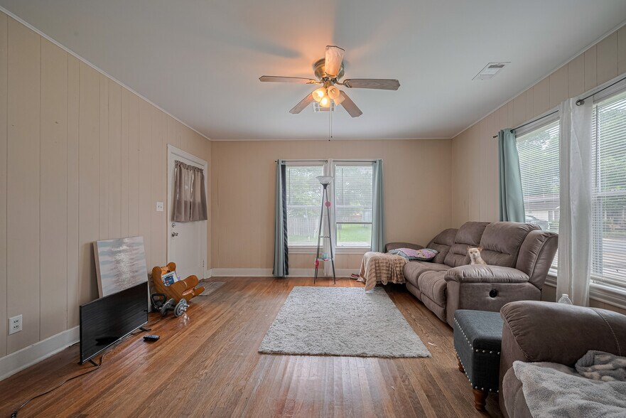 More Photos Of , Wharton Multifamily For Sale