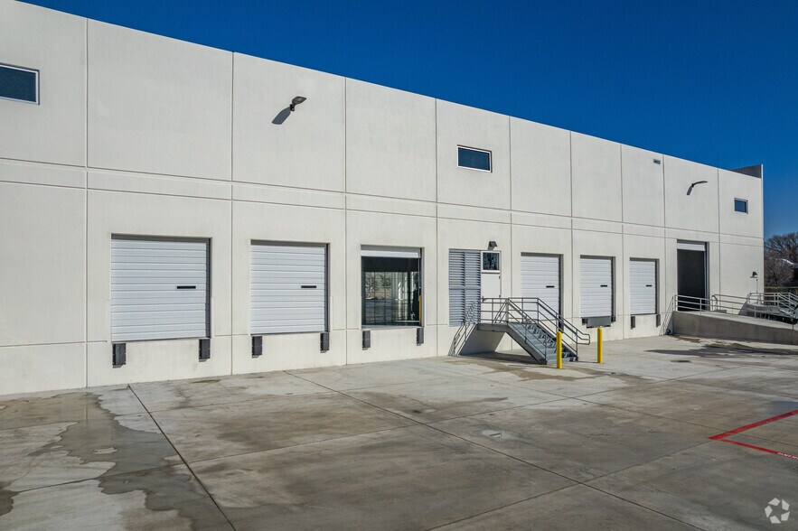 More Photos Of 1207 Farmers Rd, Grand Prairie Warehouse For Sale