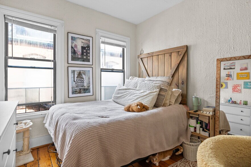 More Photos Of 19 S Russell St, Boston Apartments For Sale