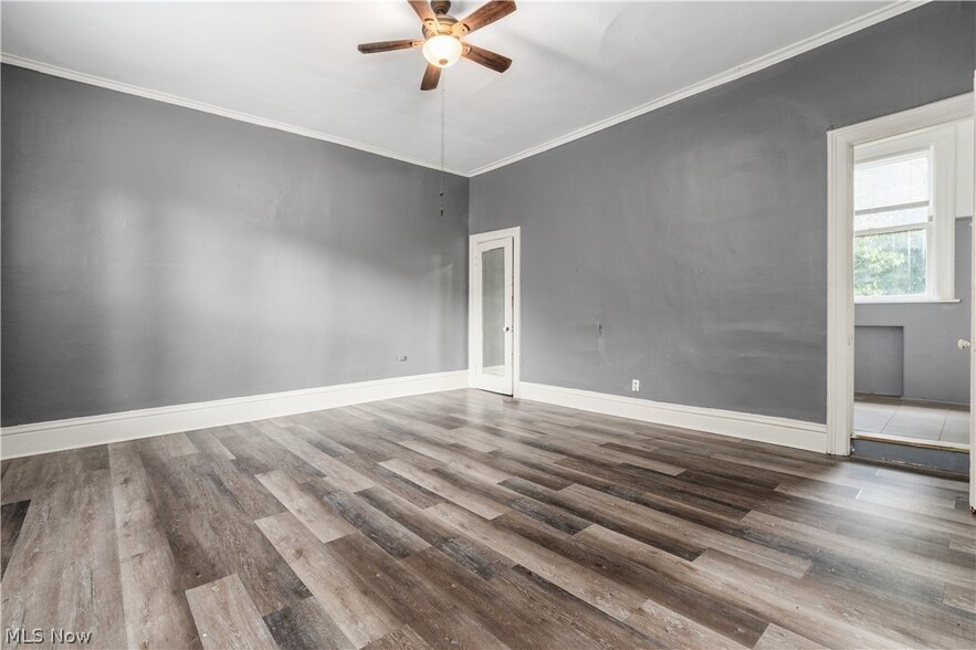 More Photos Of 320 Woodlawn Ave, Zanesville Apartments For Sale