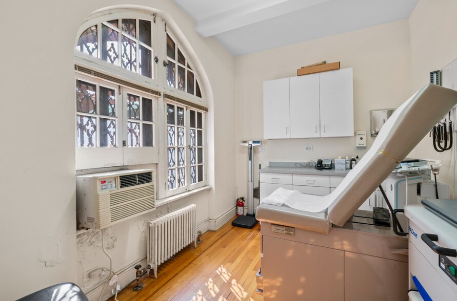 More Photos Of 325 E 79th St, New York Apartments For Sale