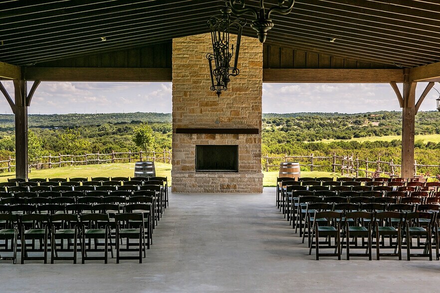 More Photos Of 6000 Tucker Dr, Weatherford Winery Vineyard For Sale