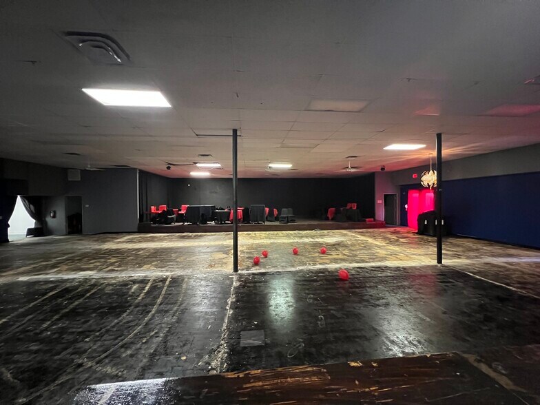 More Photos Of 420 E Ave C, Killeen Specialty For Sale