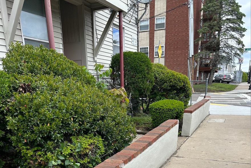 More Photos Of 943-949 River St, Boston Apartments For Sale