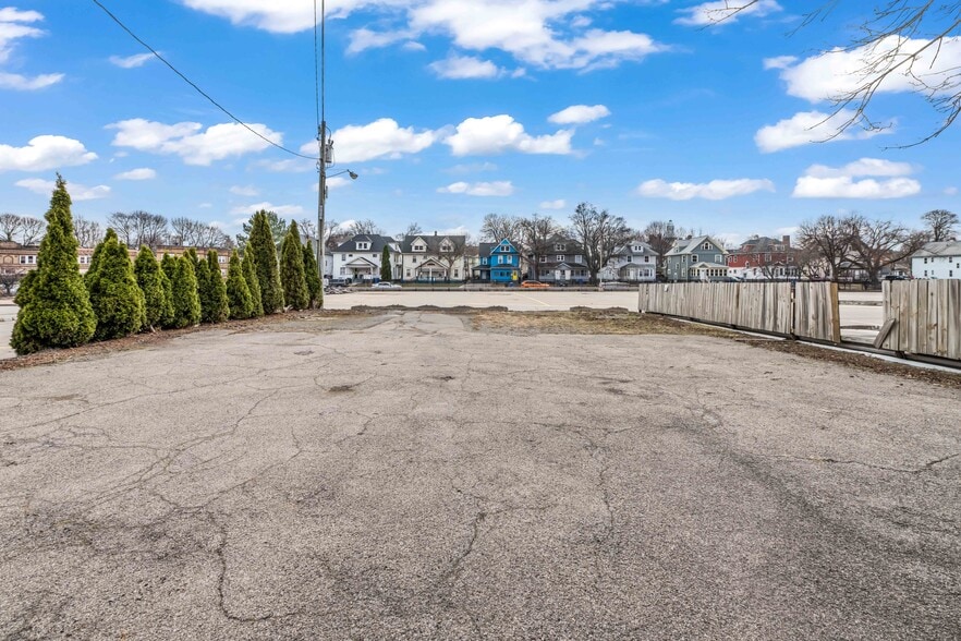 More Photos Of 135 W Ridge Rd, Rochester Storefront Retail Office For Sale