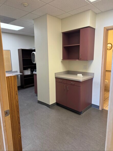 More Photos Of 177 Meadowbrook Ln, Duncansville Rehabilitation Center For Lease