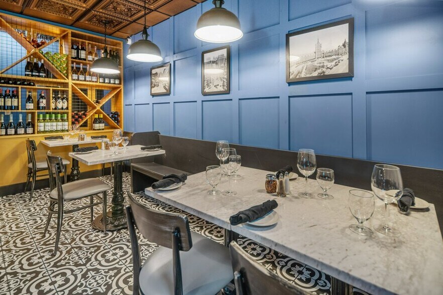 More Photos Of 340 Hamilton St, Albany Restaurant For Sale