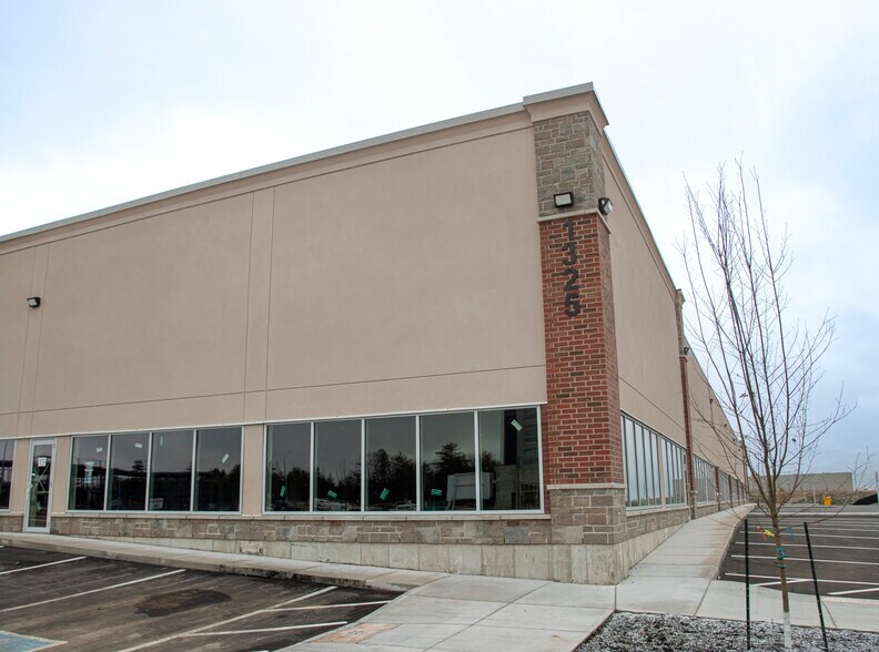 More Photos Of 1325 Centennial Dr, Kingston Light Distribution For Lease