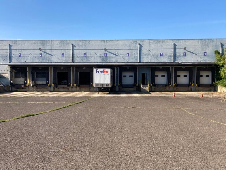 More Photos Of 345 E Weymouth Rd, Buena Manufacturing For Lease