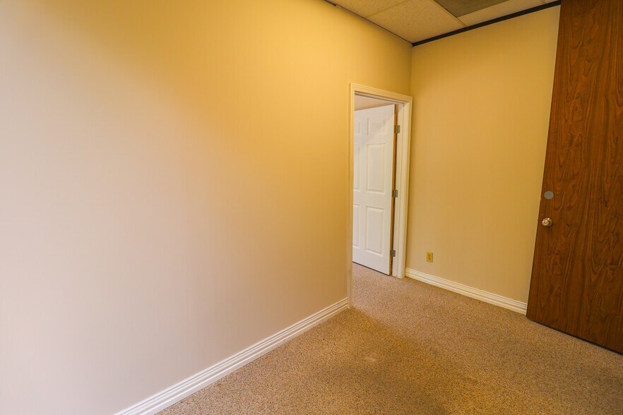 More Photos Of 13131 Champions Dr, Houston Medical For Lease