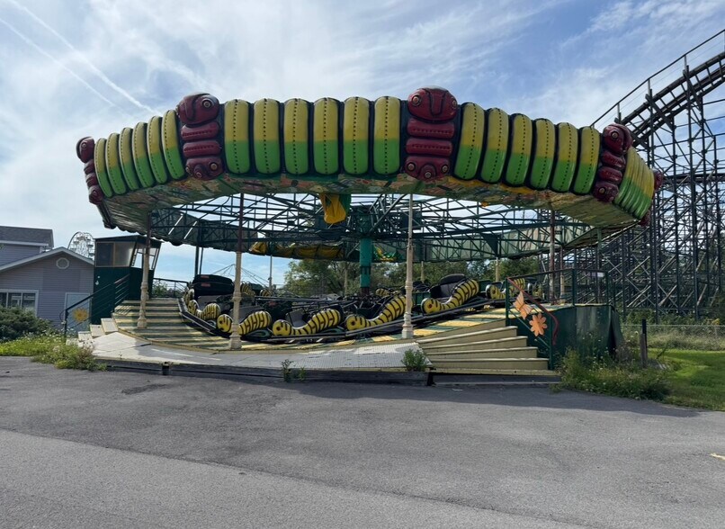 More Photos Of 2400 Grand Island Blvd, Grand Island Amusement Park For Sale