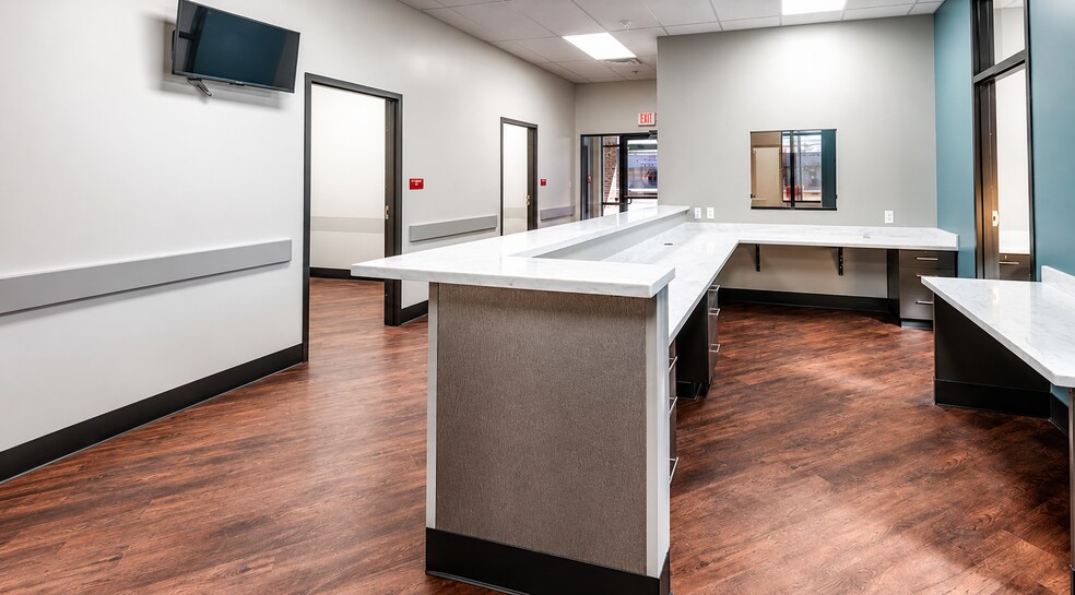 More Photos Of 2304 N Hervey St, Hope Medical For Lease