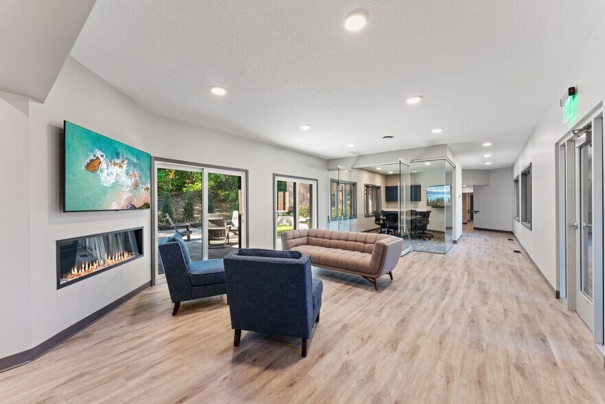 More Photos Of 5881 Cedar Lake Rd S, Saint Louis Park Office For Lease