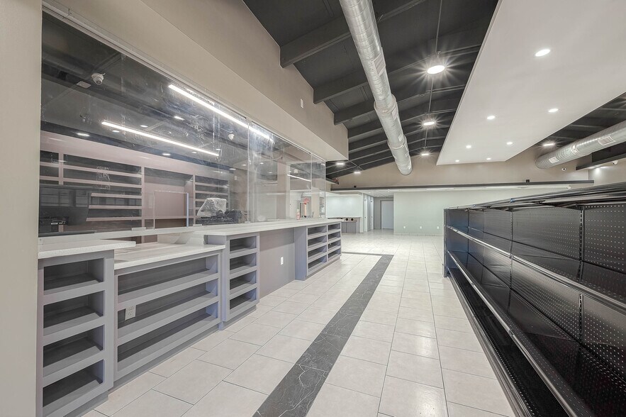 More Photos Of 1238 FM 521 Rd, Brazoria Freestanding For Sale