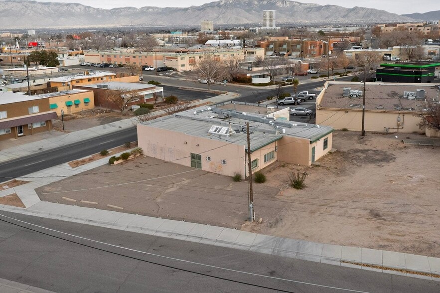 More Photos Of 4204-4206 Lead Ave SE, Albuquerque Office For Sale