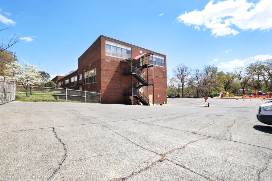 More Photos Of 117 Elm Ave, Takoma Park Schools For Sale