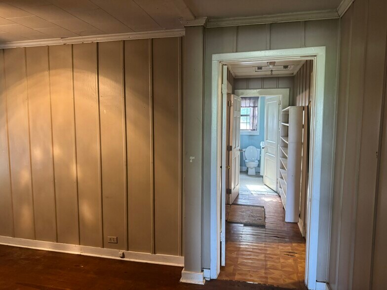 More Photos Of 11150 Highway 97, Century Land For Sale