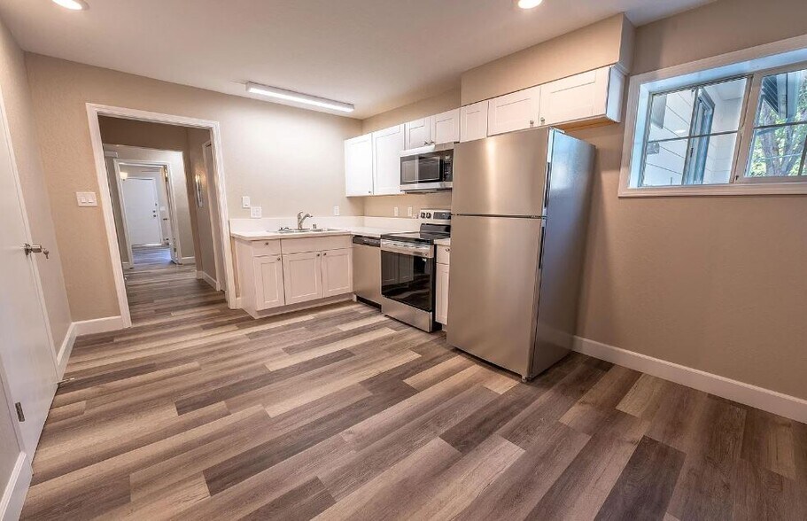 More Photos Of 1449 Hillside Dr, Reno Apartments For Sale