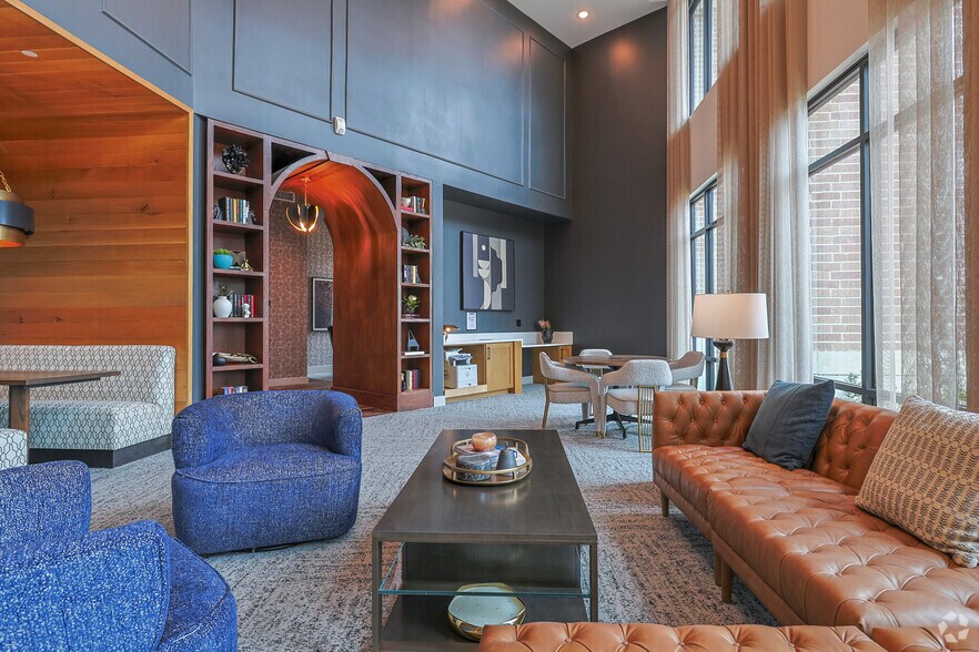 More Photos Of 760 Airport Blvd, Austin Apartments For Lease