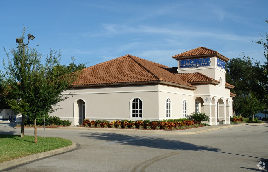 More Photos Of 2130 S Ridgewood Ave, Edgewater Bank For Sale