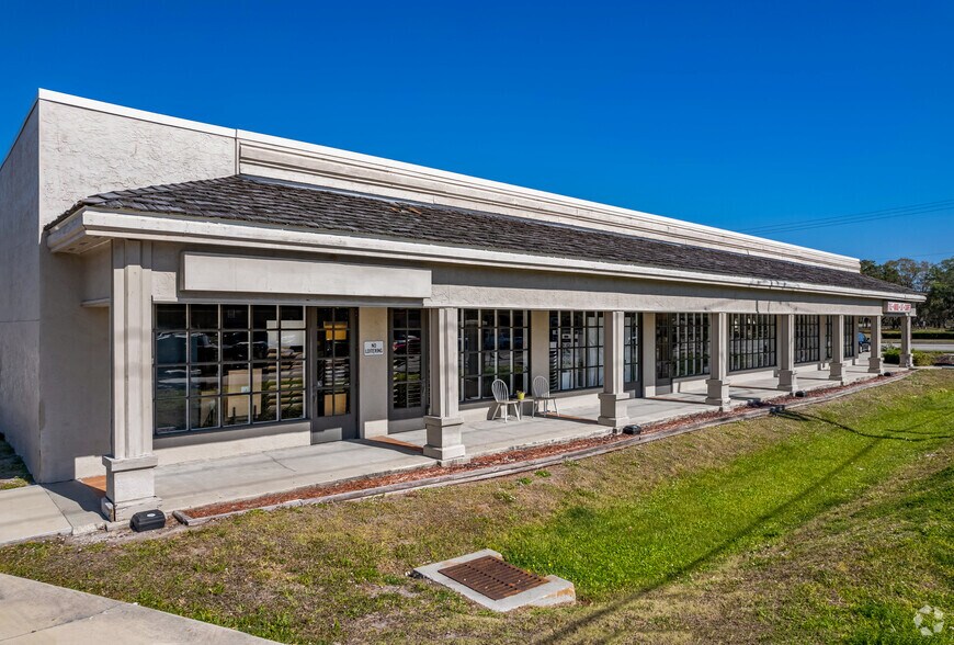 More Photos Of 5900-5990 S Tamiami Trl, Sarasota Storefront For Lease