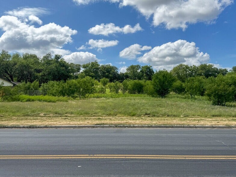 More Photos Of 5501 Larkdale Dr, San Antonio Land For Sale
