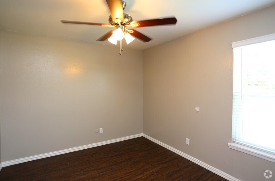 More Photos Of 5601 Birchman Ave, Fort Worth Apartments For Sale