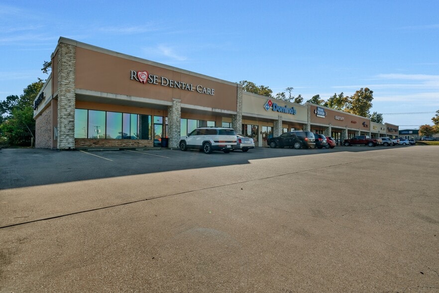 More Photos Of 5111 Troup Hwy, Tyler Storefront For Sale