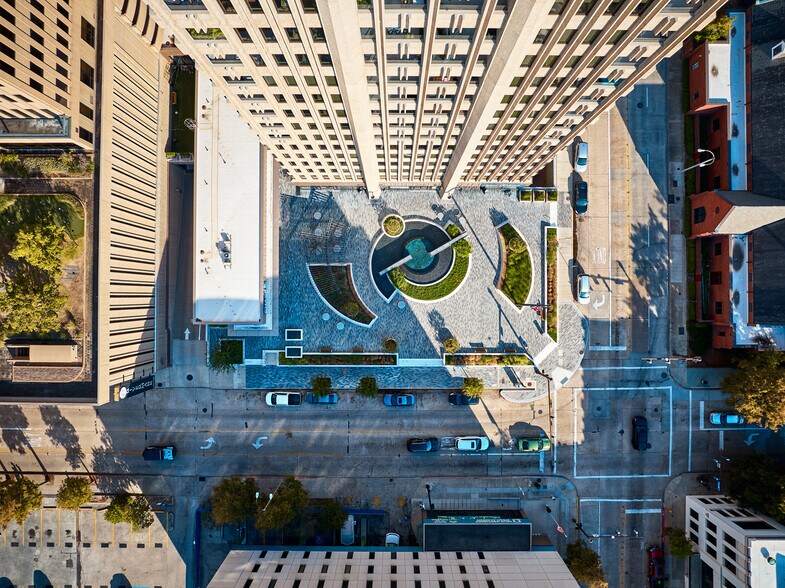 More Photos Of 451 Florida St & 450 Laurel St, Baton Rouge Unknown For Lease